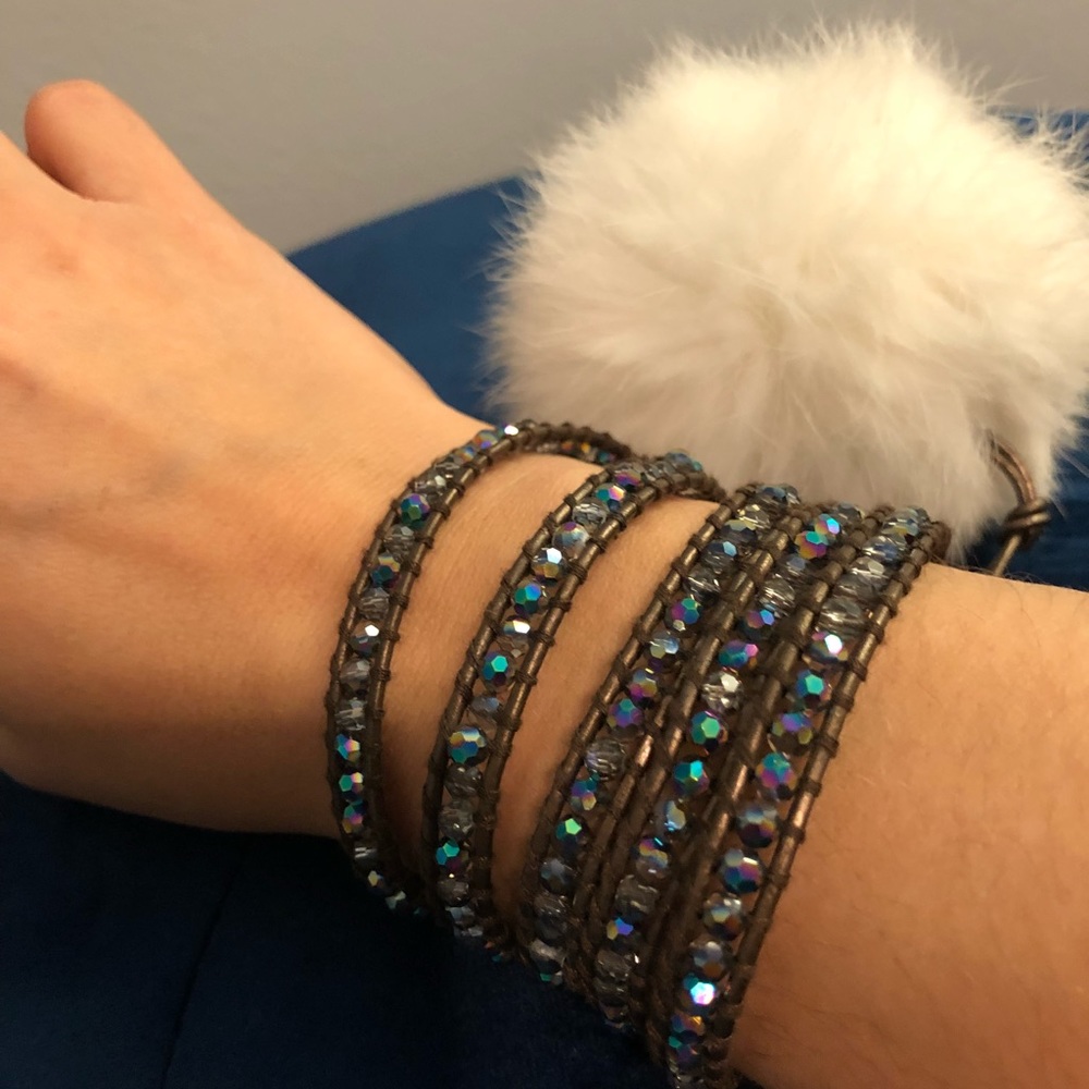 Swarovski leather wrap bracelet!! Very sparkly!!